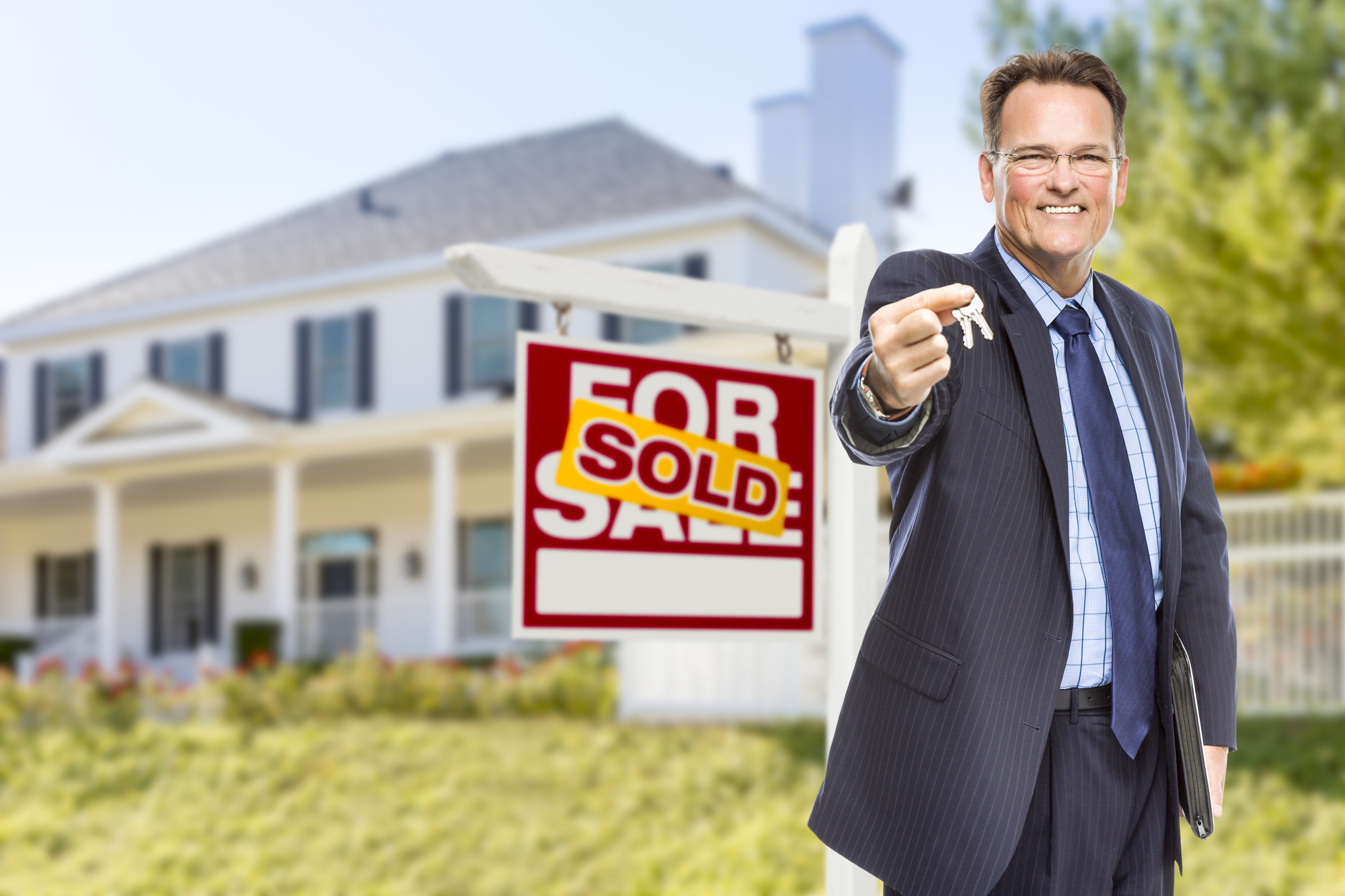 how to choose a realtor to sell